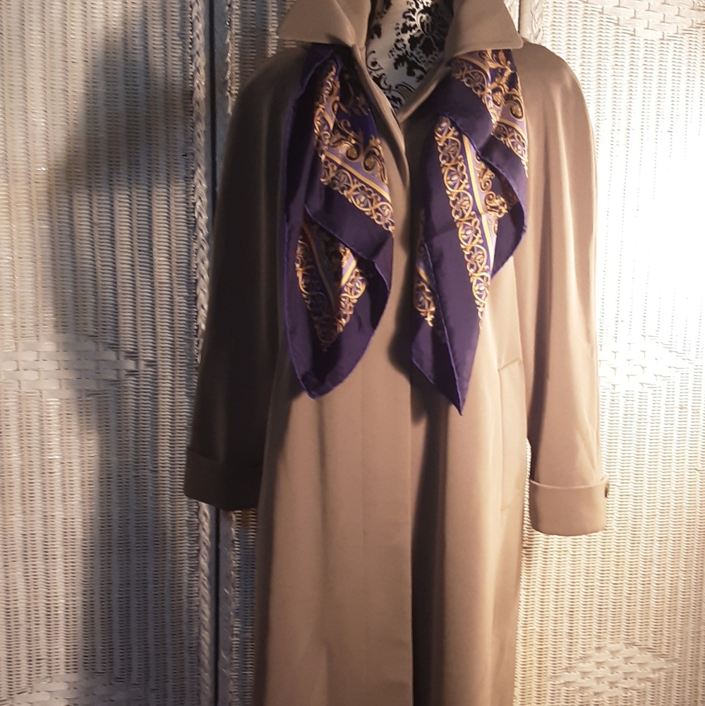 MIDI/MAXI TAUPE STRAIGHT LINE COAT 8P
